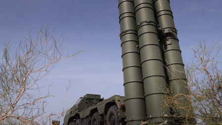 IZ RUSIJE S LJUBAVLJU Stigao S-400!