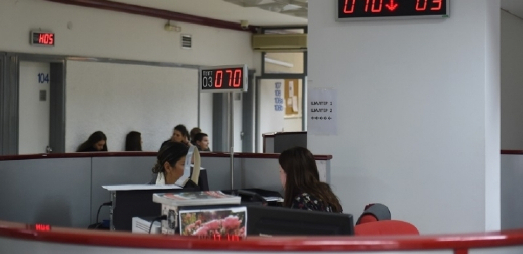 KEŠ POZAJMICE VRAĆAĆE SE KRAĆE I SKUPLJE Nema više "povoljnih" kredita: Kamate rastu, ali i ostali troškovi!