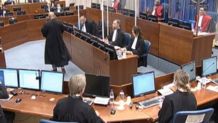 DOKAZNI MATERIJAL PROTIV ŠIPTARSKIH ZLOČINACA OSTAJE POVERLJIV Hag odbio zahtev bivših čelnika OVK za javnost pojedinih činjenica