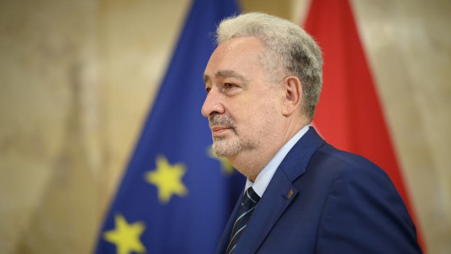 KRIVOKAPIĆ ĆE OVE REČI DUGO PAMTITI "Nek se okrene oko sebe, a i povremeno pogleda u ogledalo"