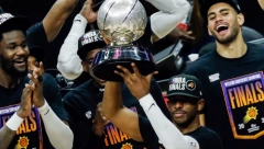 OD AUTOMEHANIČARA DO JEDNOG OD NAJBOLJIH U NBA Priča o jedinom pravom plejmejkeru, čoveku koji je kao vino