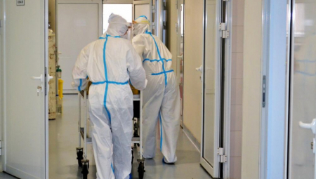 PET MILIONA KINEZA ODLUČNO ZAHTEVA OD AMERIKE: SZO mora da otkrije šta se desilo u laboratoriji u Merilendu!