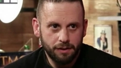 PROS*RAVATE SE U GLAVNOM SRPSKOM GRADU, A VAŠ OTAC ŠIKANIRA TE ISTE SRBE U CG Hrvatski istoričar Goran Šarić opleo po Krivokapićevim ćerkama - Imate Tiranu ili Prištinu, to su vaši saveznici