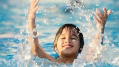 STROGO OPREZNO Dete se može utopiti i u vodi od nekoliko centimetera, bezbednost je na prvom mestu