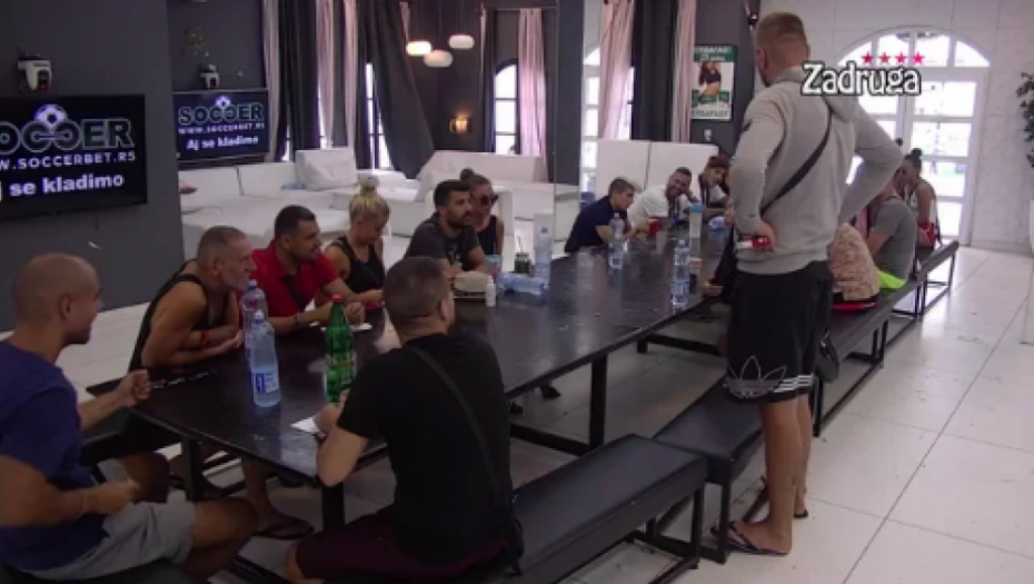 TREBA DA POBEDI MAJA! Janjuš izgovorio skandaloznu rečenicu i šokirao sve zadrugare, opleo po bivšim pobednicama rijalitija!