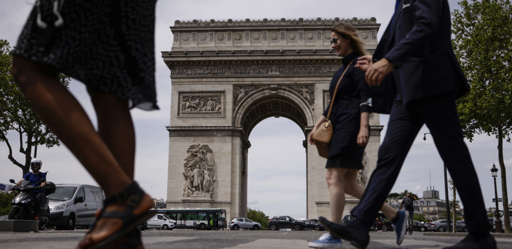 PARIZ PARALISAN Štrajk metroa, milioni ljudi bez prevoza