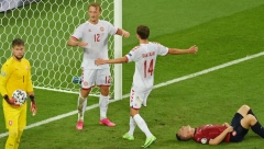 IGRAJU ZA ERIKSENA Danci u polufinalu, Čehe nije spasao ni najbolji strelac turnira (FOTO GALERIJA)