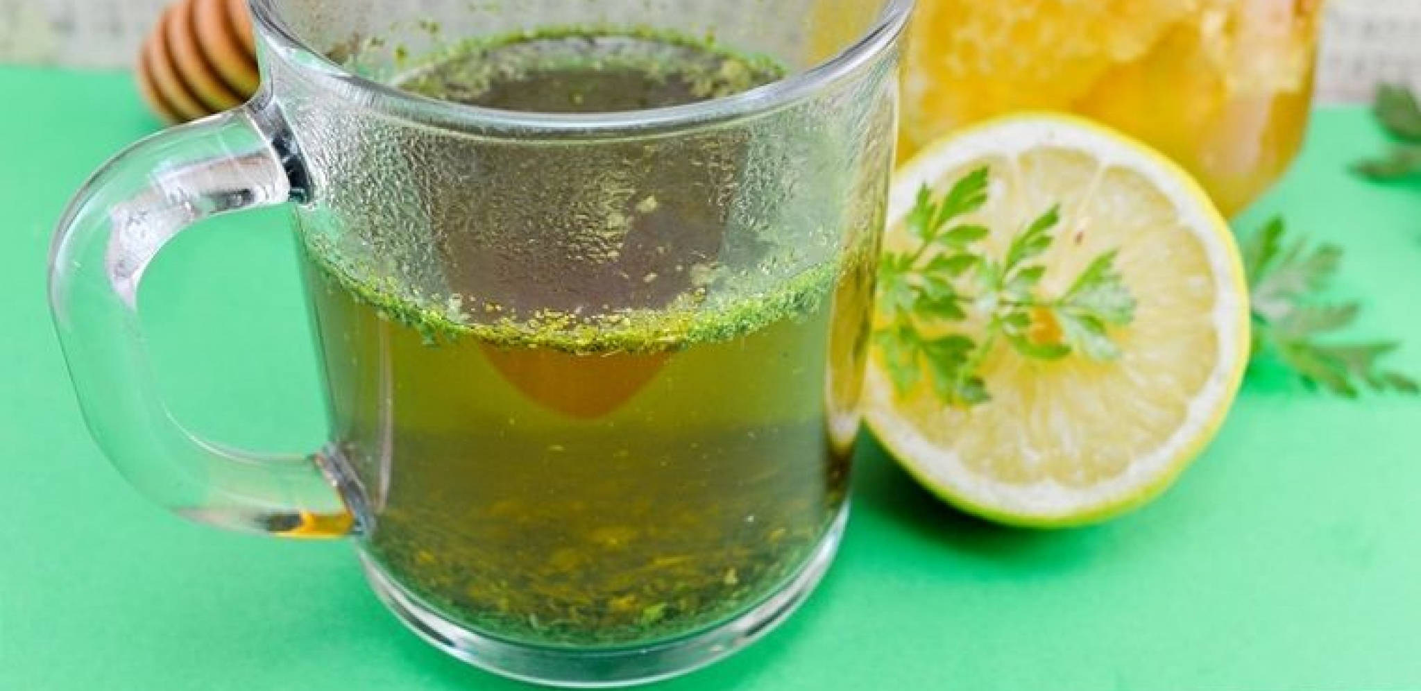 INFUZIJA IZ PRIRODE: Ovo je najbolje rešenje za otečene noge, a leči još najmanje 10 bolesti
