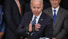 OSTAVIO AMERIKANCE NA CEDILU Bajdenu se ne piše dobro, SAD izgubile poštovanje! (VIDEO)