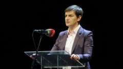 Ana Brnabić poslala poruku koja tera žmarce niz kičmu: Sloboda je ispisana krvlju (FOTO)