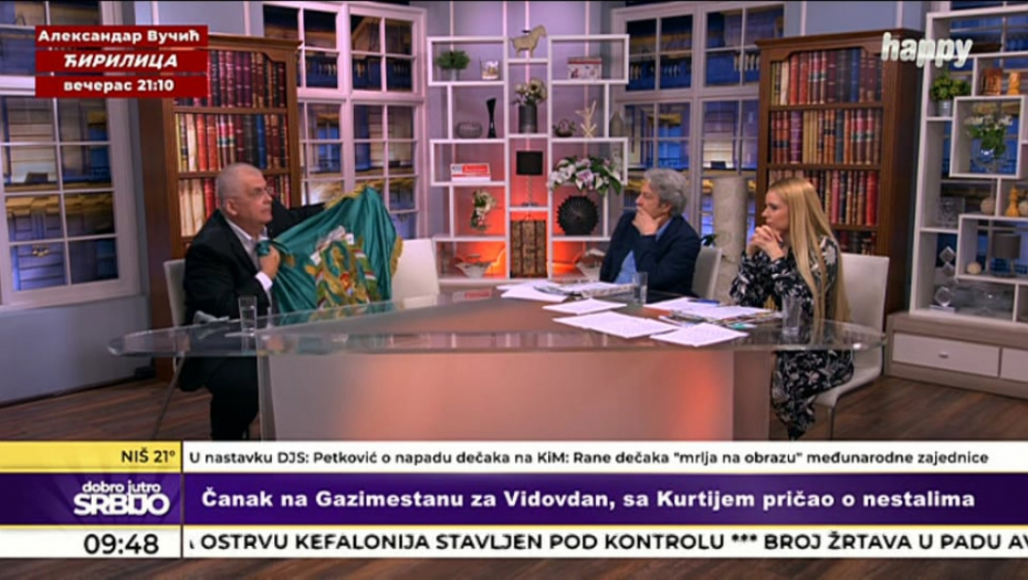 NOVA PROVOKACIJA U JUTARNJEM Čanak doneo komitsku zastavu, ali onda se ukazala srpska trobojka (FOTO)