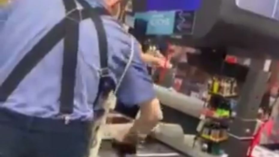 NEMCI SE OTIMAJU ZA ULJE Prete smrću jedni drugima, a umesto grejanja džemperi!