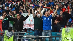 FRKA NA VEMBLIJU Navijači i redari u klinču, nećete verovati zbog čega (FOTO)