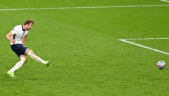 ŠMAJHEL JE LUKAVO PROČITAO KEJNA, ALI ISKUSNI GOLGTER SE SJAJNO SNAŠAO! Ovako je Engleska postigla drugi gol u polufinalu! (VIDEO)