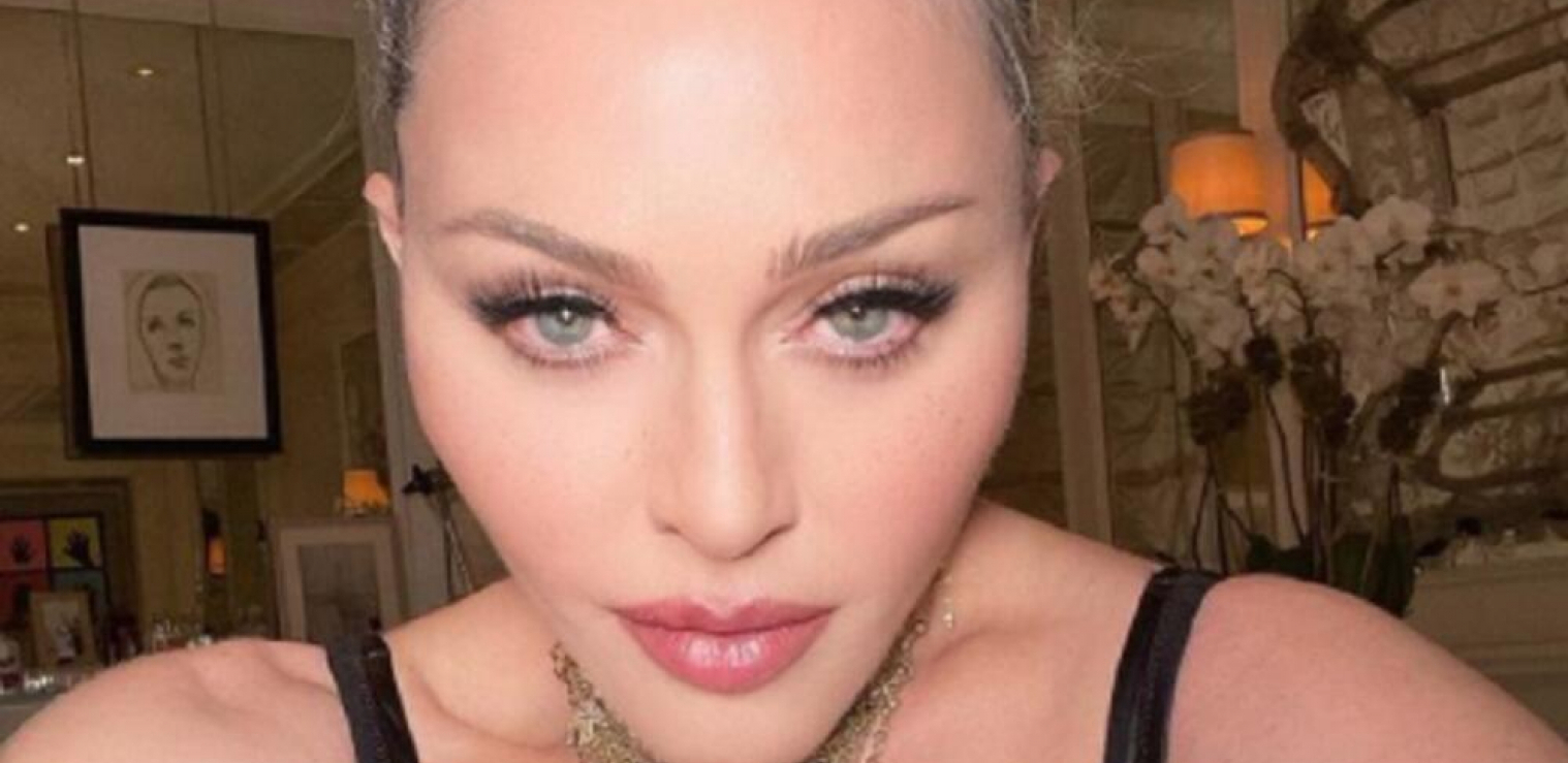 ISPLIVALI ŠOKANTNI DETALJI Madona zbog simuliranja masturbacije na jednoj turneji zamalo nije završila iza rešetaka (FOTO)