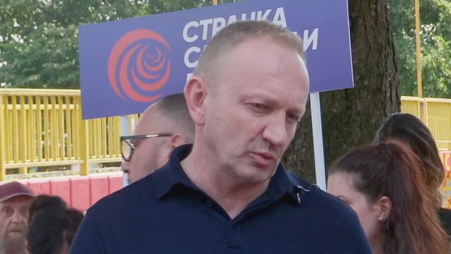 BRANKA STAMENKOVIĆ ZAPUŠILA USTA ĐILASU Zar će EU da nam objasni šta je jedinstvo srpskog naroda?