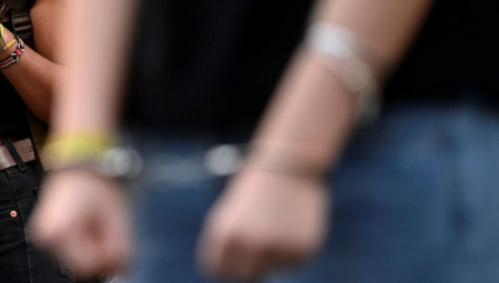 PRETRESLI MU STAN, PA PRONAŠLI MARIHUANU I AMFETAMINE Uhapšen muškarac iz Aranđelovca