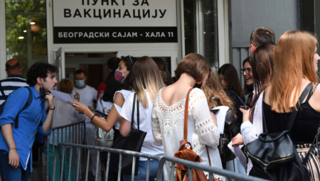 POSLE SINOFARMA FAJZER? Evo šta se dešava i kakva će biti pravila za putovanja