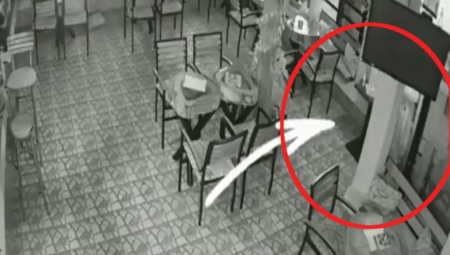 VELIKA SRAMOTA U beogradskom kafiću ukradena kutija sa novcem za lečenje malog Boška! (VIDEO)