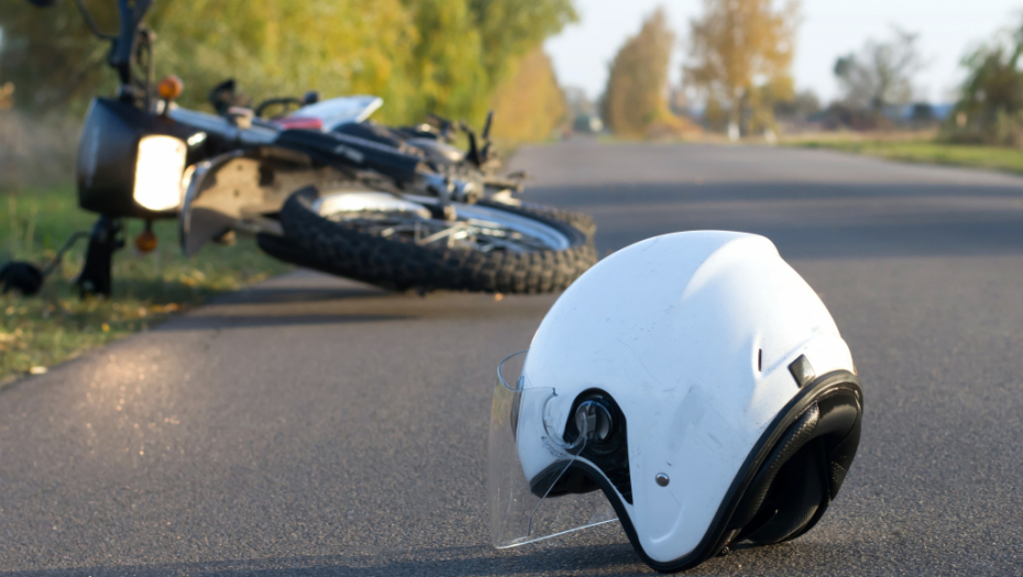 MOTORISTA SLETEO SA PUTA, NA MESTU OSTAO MRTAV Tragedija kod Kovina