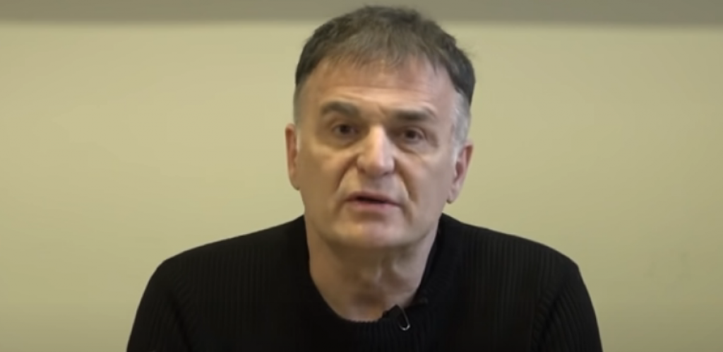 BRANISLAV LEČIĆ ŽELEO DA SE ZAMONAŠI: Otišao do Hilandara i tamo postao iskušenik