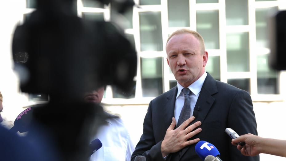 SAMO ŽELE DA SE DOKOPAJU PARA Đilas preko svog portala udario na "Ne davimo Beograd", Ćutu i Zelenovića