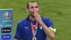 KRAJ JEDNE ERE Čuveni Italijan završava karijeru, poznato kada će odigrati poslednji meč