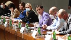 DANAS ZASEDA KRIZNI ŠTAB Da li će struka povući nove mere i šta će biti sa trećom dozom?