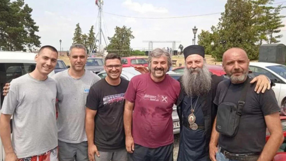 PATRIJARH PORFIRIJE NA EGZITU! Posetioci oduševljeni što ga vide, drugovi otkrili kakav je bio u mladosti (FOTO)