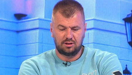 ISTA MAJA! Janjuš nakon što je šutnuo Marinkovićevu objavio fotku sa njenom kopijom, svi zanemeli od šoka! (FOTO)