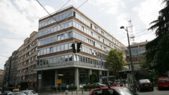 NAGRADA ZA VAKCINISANE 10.000 DINARA Evo koje javno preduzeće u Srbiji novčano stimuliše vakcinaciju