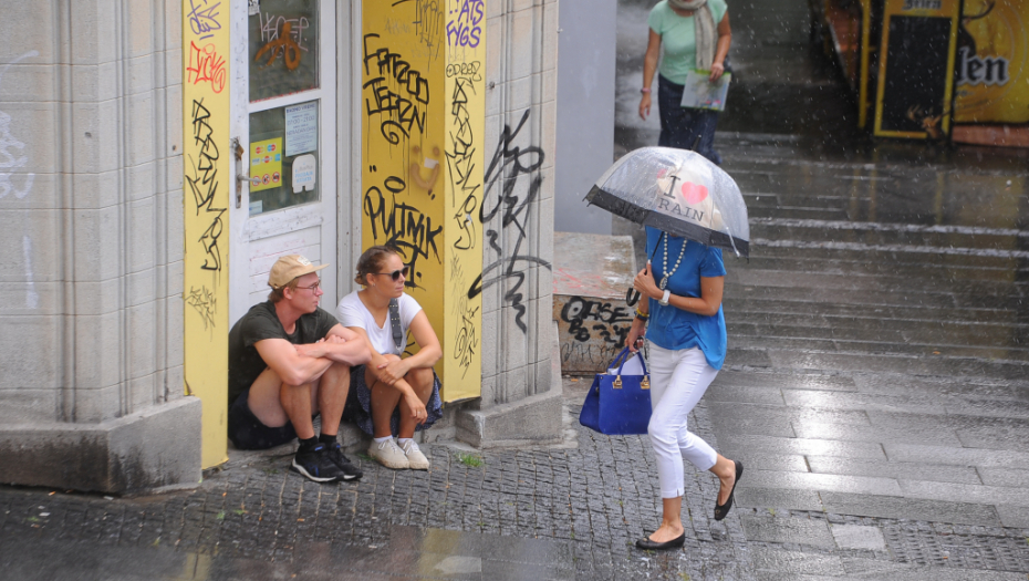 STIŽE NEVREME U ovim delovima Srbije na snazi narandžasti meteo alarm