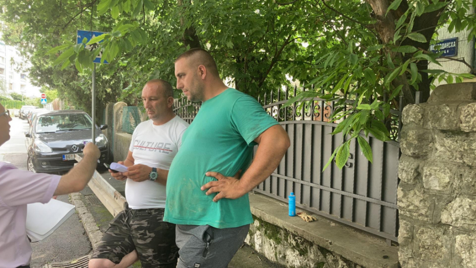 OGLASIO SE I BAGERISTA Miloš jedva spasao živu glavu zbog urušavanja zgrade: Sve je odjednom krenulo da puca, pobegao sam što pre (FOTO)