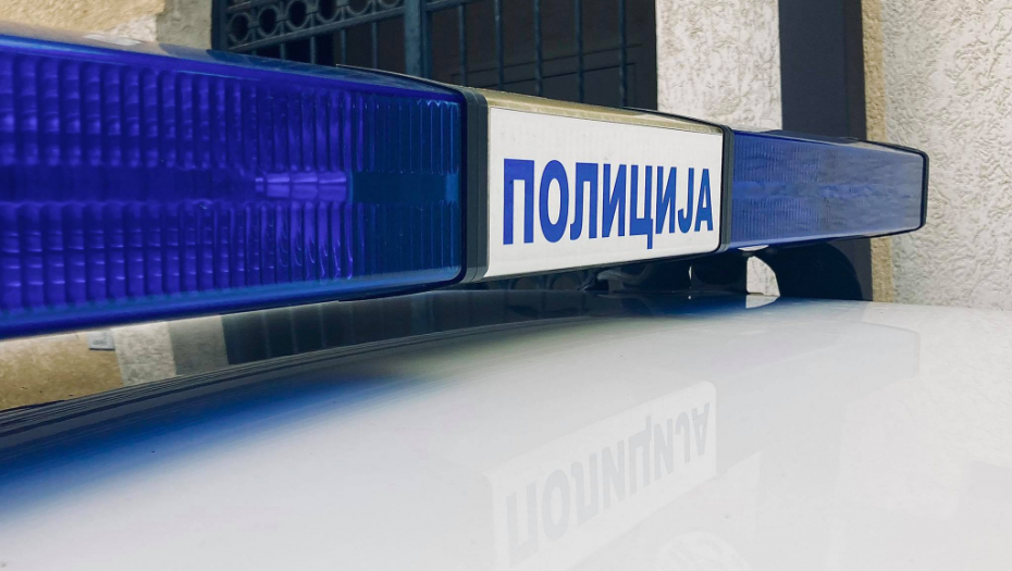 DOLIJALI RAZBOJNICI IZ STARE PAZOVE Upali na pumpu, pa preteći satarom oteli od radnice novac!