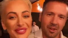 DUŠICU DEČKO ODVEO U PARIZ, A ONA ISTAKLA BUJNE GRUDI Voditeljka uživa u romantičnom putovanju!