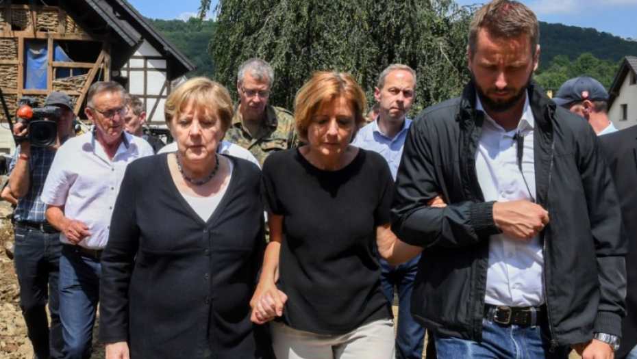 ANGELA OBEĆALA POMOĆ Nakon poplava obišla narod i poručila - Uz vas smo!
