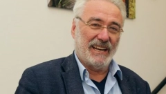 DOKTOR OTKRIO BRAČNE PROBLEME Zašto javnost skoro 30 GODINA nije videla suprugu Branimira Nestorovića?