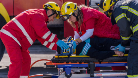 NESREĆA U SARAJEVU Pao električni stub i povredio radnika