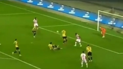 CRVENA ZVEZDA IMALA MNOGO SREĆE Dino loptu zakucao u svoju mrežu (VIDEO)