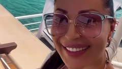 CECA POKAZALA JAHTU! Pevačica se snimila na skupocenom plovilu, a svi gledaju samo u jedan detalj! (VIDEO)