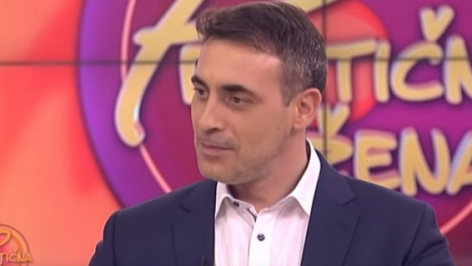 JU, DA LI JE OVO REALNO? Skinuo se srpski voditelj, a u petoj deceniji izgleda kao tempirana bomba!