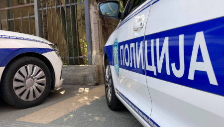 UŽAS KOD SREMSKE MITROVICE Muškarac izboden nasmrt, policija traga za dvojicom napadača