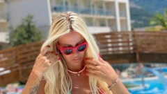 VRELO IZDANJE VESNE ĐOGANI Pokazala zadnjicu, pa izazvala lavinu komentara: Usijale se društvene mreže (FOTO)