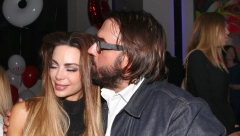 POTRESI I TOKSIČNE STVARI Nikolina Pišek razočarana nakon smrti supruga, otkrila ko joj je okrenuo leđa tokom teškog perioda