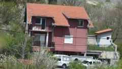 KO JE ČOVEK KOJI JE UZNEMIRIO MILJKOVIĆA? Zbog jedne slike na suđenju Belivukovom klanu nastao je muk