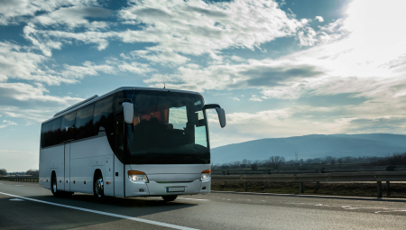 PUTNICI IZ RIMA STIŽU, AUTOBUS UŠAO U SRBIJU Ostatak putnika će se vratiti o svom trošku