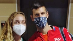 NOVAK ĐOKOVIĆ NAJVEĆA ZVEZDA U SELU Svi su pomislili da je stigla Jelena, kao ono... (FOTO)