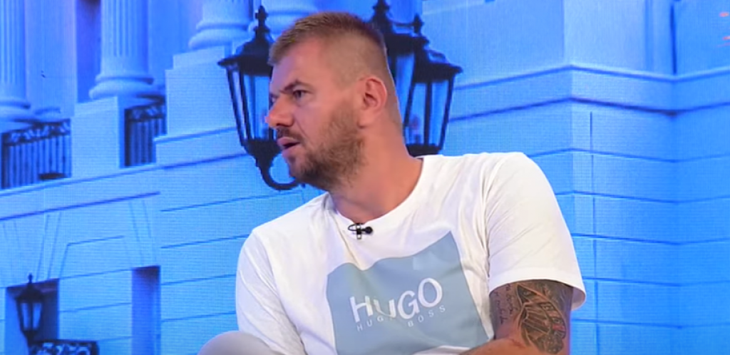 KONAČNO PRIZNAO: IMAM NOVU LJUBAV I IMAM NOVO MESTO! Janjuš otkrio zašto je blokirao Cara, pa se dotakao Maje Marinković i Ane Korać