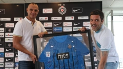 ZADUŽIO JE DRES Stojković već promovisan u novom klubu (FOTO)