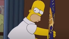 SIMPSONOVI VIŠE NEĆE BITI ISTI! PREMINUO ČOVEK KOJI JE BIO ZASLUŽAN ZA OVAJ CRTANI  Tuga u porodici slavnog komičara!